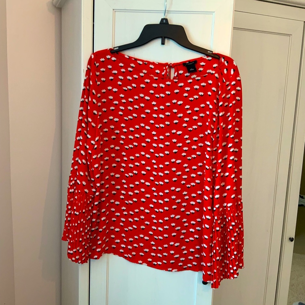Professional looking Ann Taylor Factory blouse.